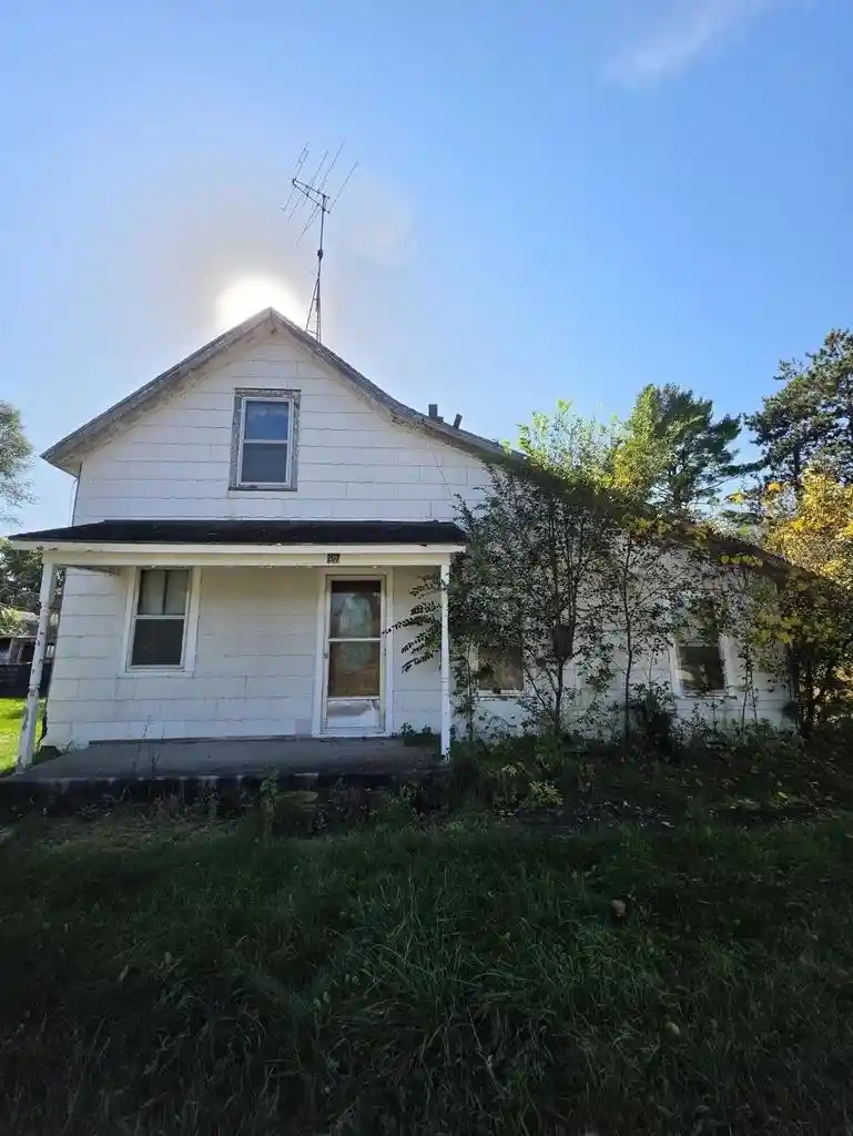 Single family home for sale at 207 Water St, Berlin, WI 54923 | MLS# 50334577