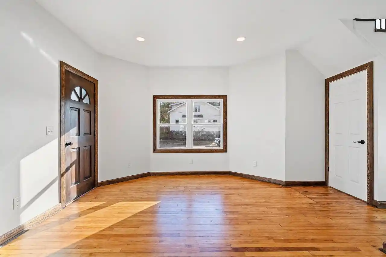 Photo 2 of Single family home for sale at 719 S Bartlett St, Shawano, WI 54166 | MLS# 50334579 | Listing updated on 2026-10-27