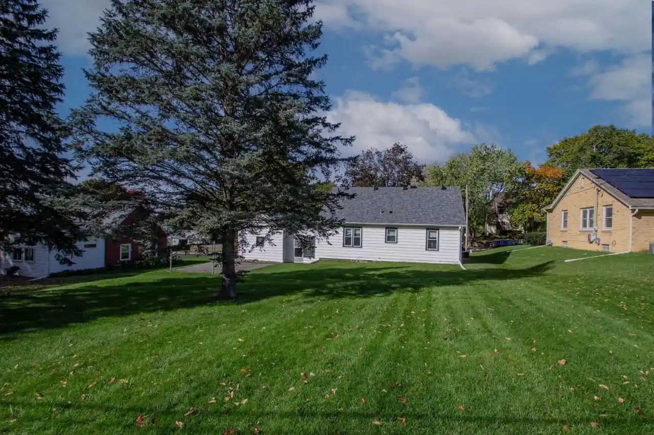 Photo 3 of Single family home for sale at 1317 Sunset Ave, Watertown, WI 53094 | MLS# 1985408 | Listing updated on 2026-10-29