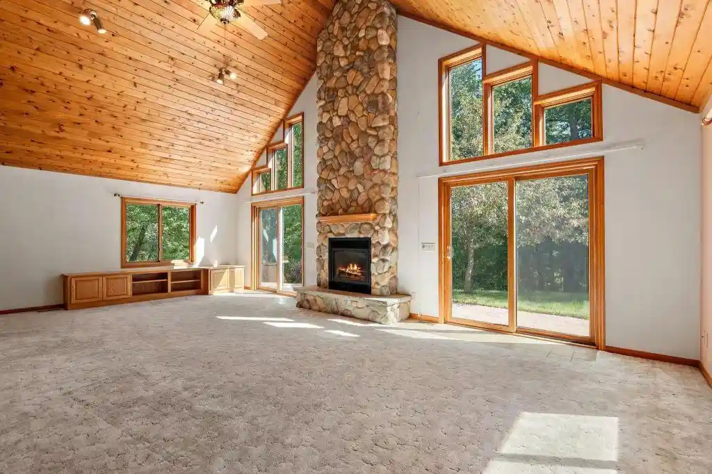 Photo 4 of Single family home for sale at 868 91st Street, Amery, WI 54001 | MLS# 1606107 | Listing updated on 2026-10-19