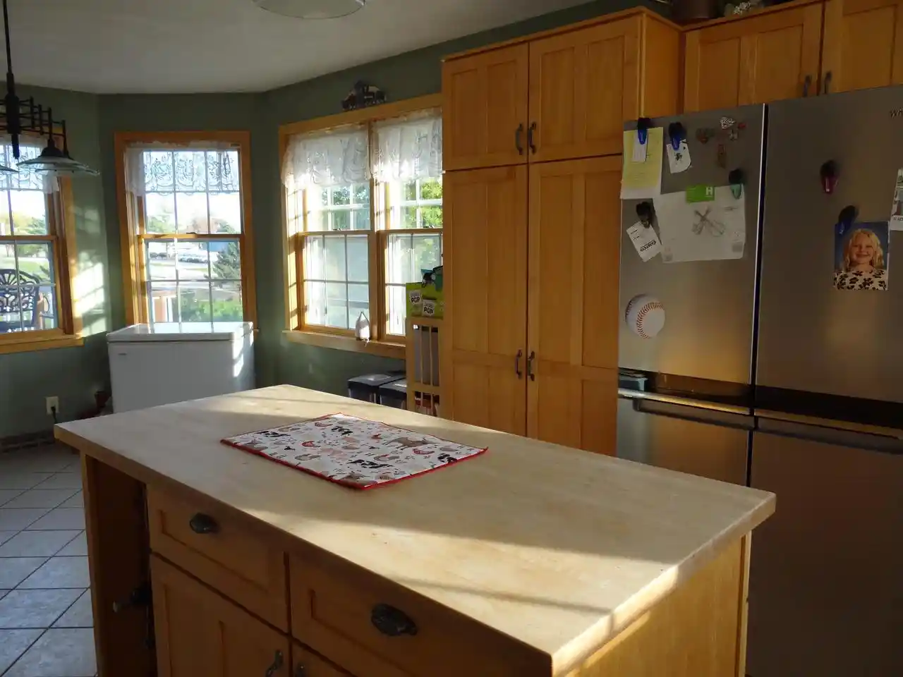 Photo 4 of Single family home for sale at 1046 Summerhill Dr, Janesville, WI 53546 | MLS# 2034971 | Listing updated on 2026-10-19