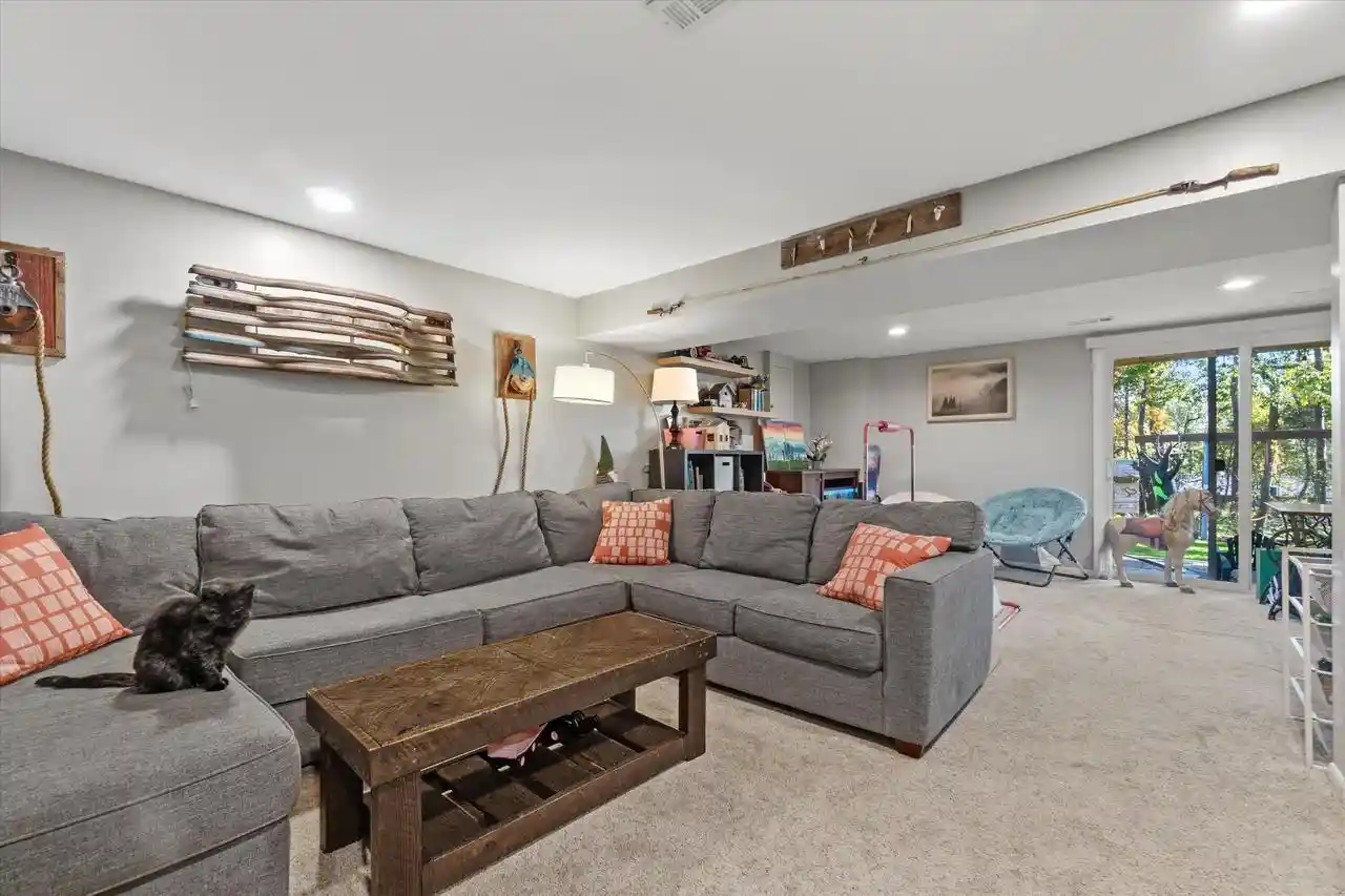 Photo 4 of Single family home for sale at N3260 Tamarack Rd, Lake Geneva, WI 53147 | MLS# 1985440 | Listing updated on 2026-10-26