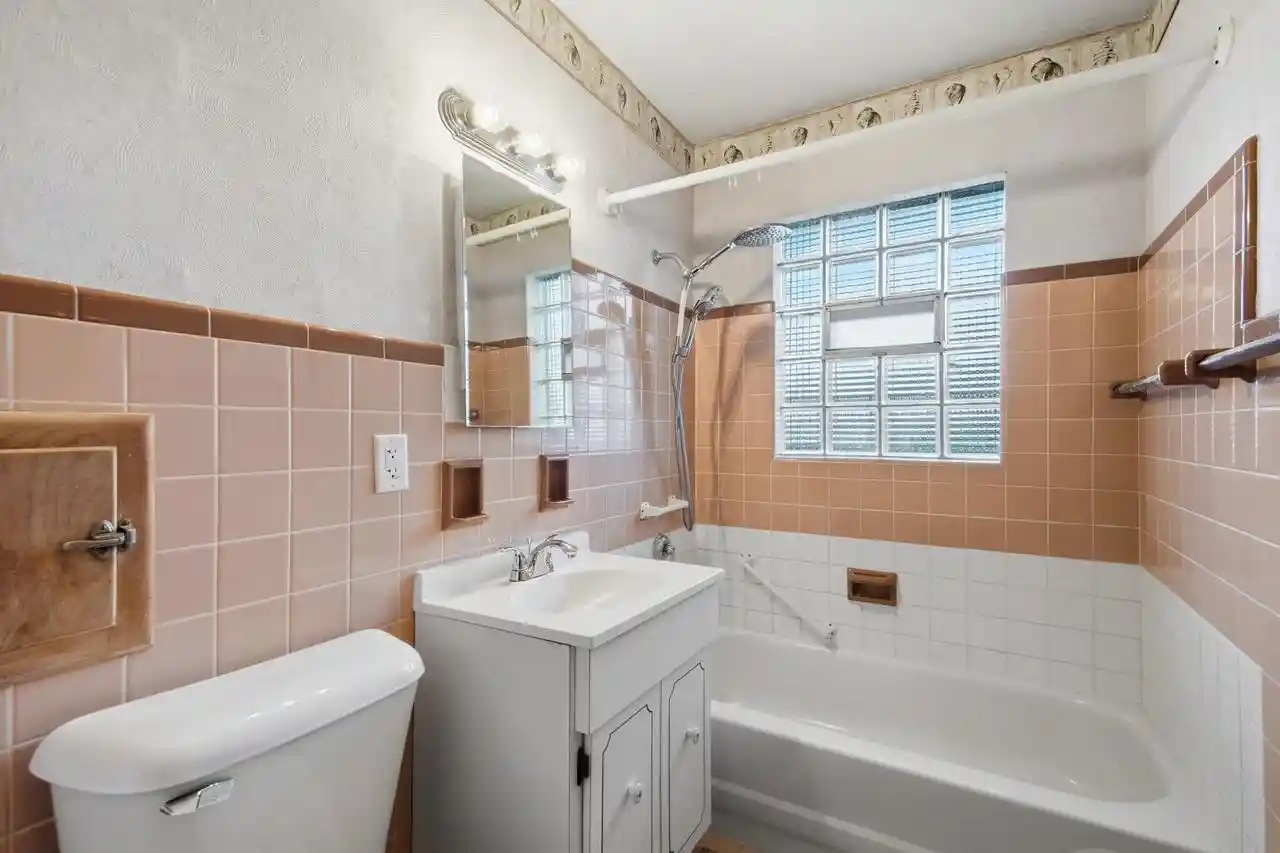 Photo 3 of Single family home for sale at 5143 N 70th Street, Milwaukee, WI 53218 | MLS# 1985444 | Listing updated on 2026-10-22