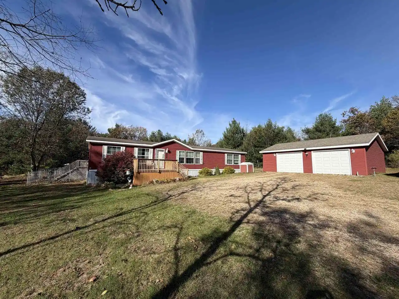 Photo 1 of Single family home for sale at 275 Ember Ct Rd, Oxford, WI 53952 | MLS# 2034977 | Listing updated on 2026-10-26