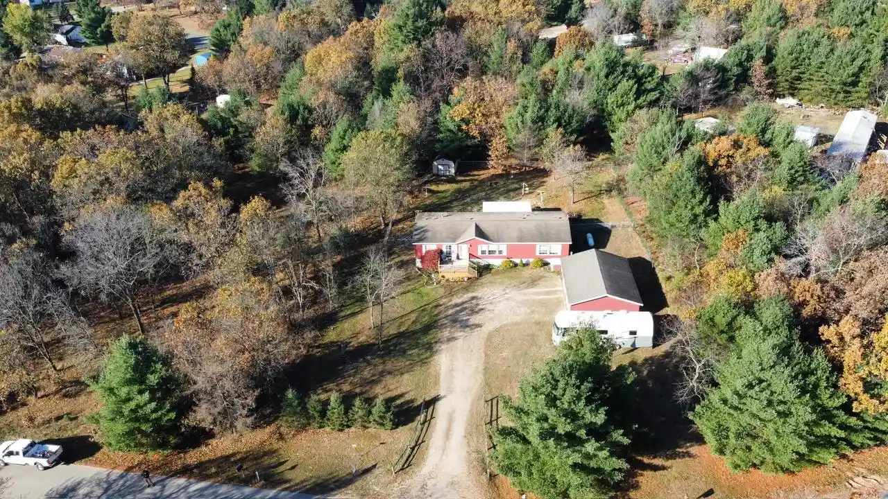 Photo 2 of Single family home for sale at 275 Ember Ct Rd, Oxford, WI 53952 | MLS# 2034977 | Listing updated on 2026-10-26