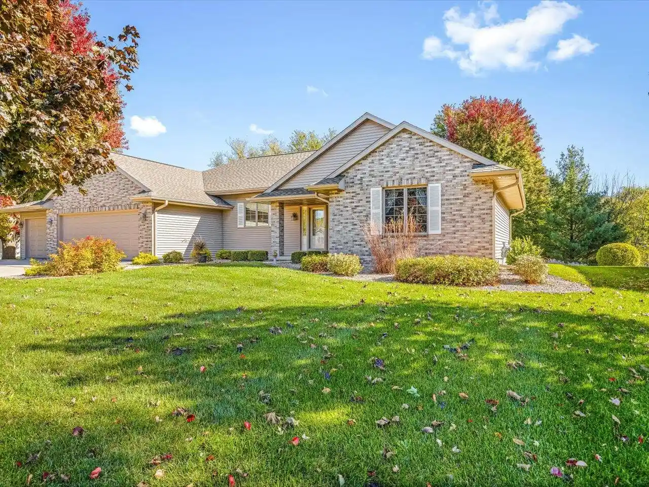 Photo 1 of Single family home for sale at 4462 Ashberry Dr, Milton, WI 53563 | MLS# 2034981 | Listing updated on 2026-10-27