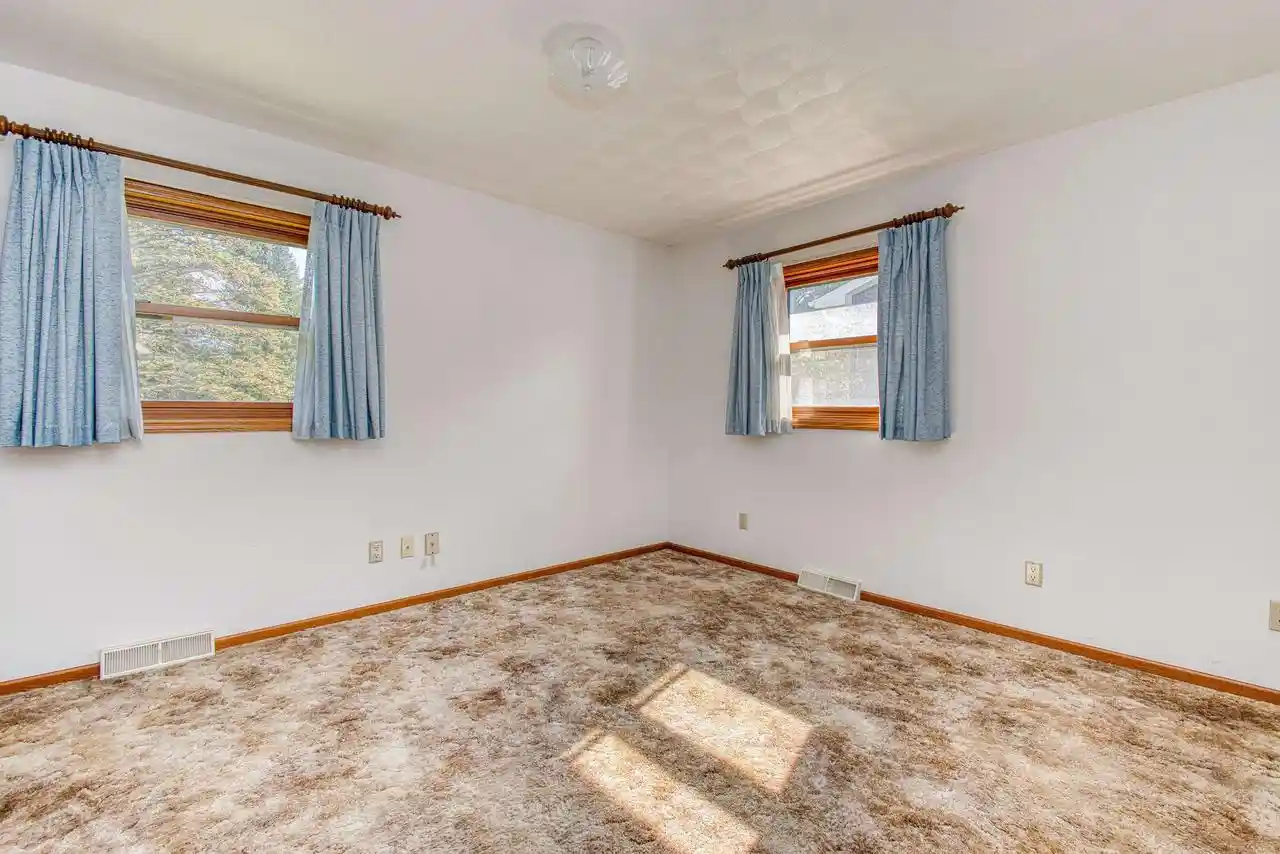 Photo 3 of Single family home for sale at 1385 Karla St, Platteville, WI 53818 | MLS# 2034989 | Listing updated on 2026-10-23