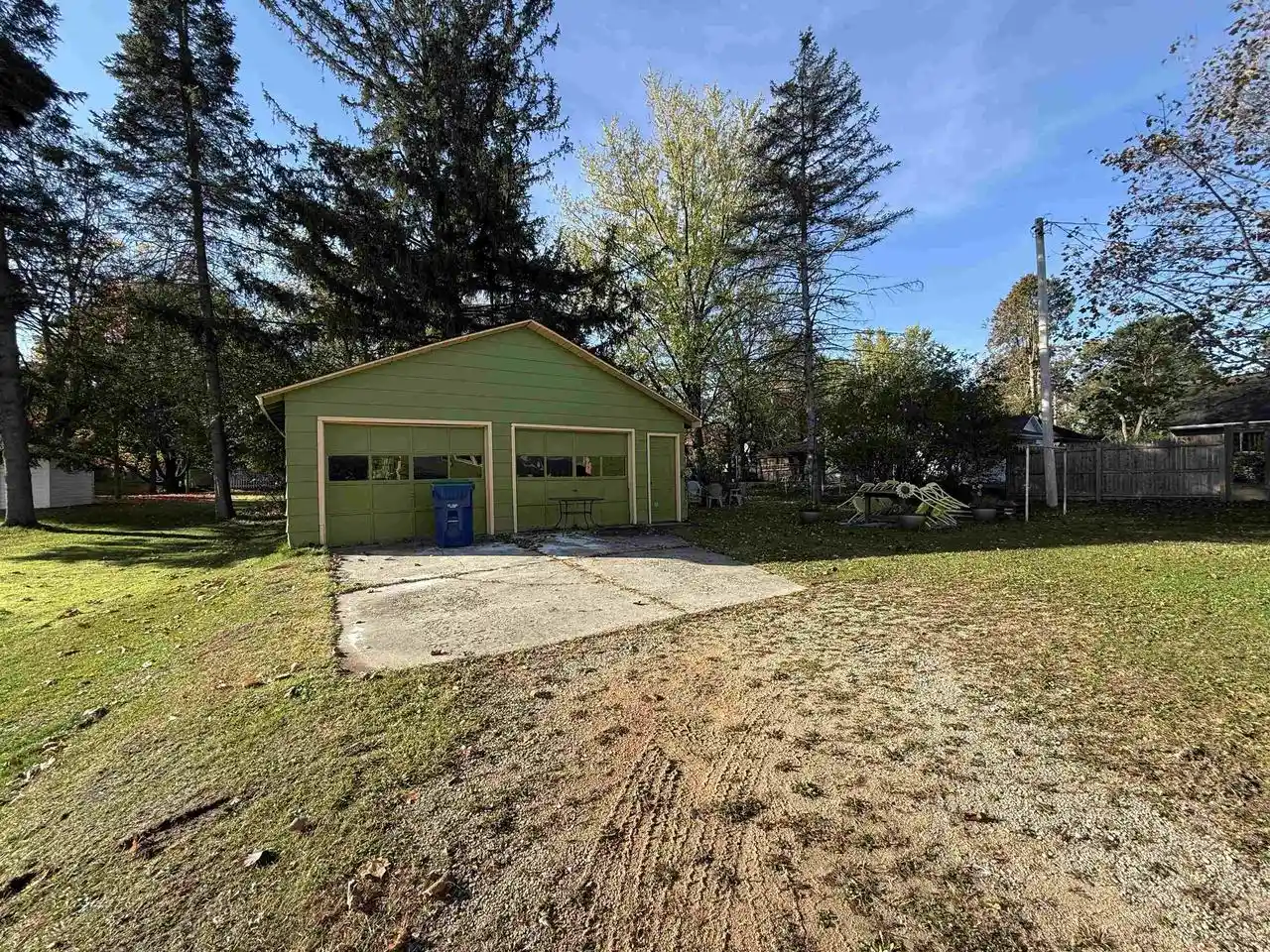 Photo 3 of Single family home for sale at 470 E State St, Iola, WI 54945 | MLS# 50334600 | Listing updated on 2026-10-22
