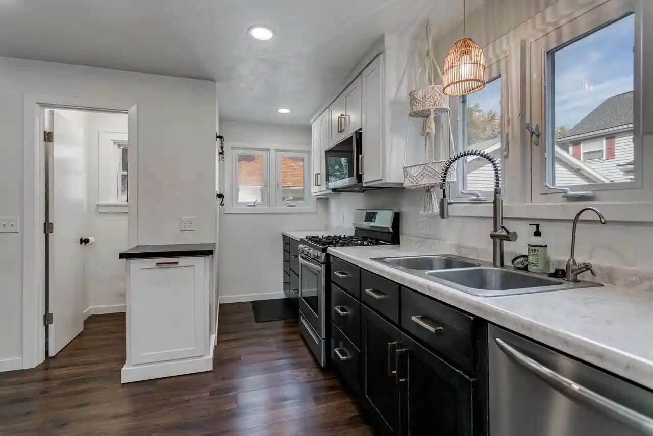 Photo 3 of Single family home for sale at 921 Wilson St, Kaukauna, WI 54130 | MLS# 50334608 | Listing updated on 2026-10-27