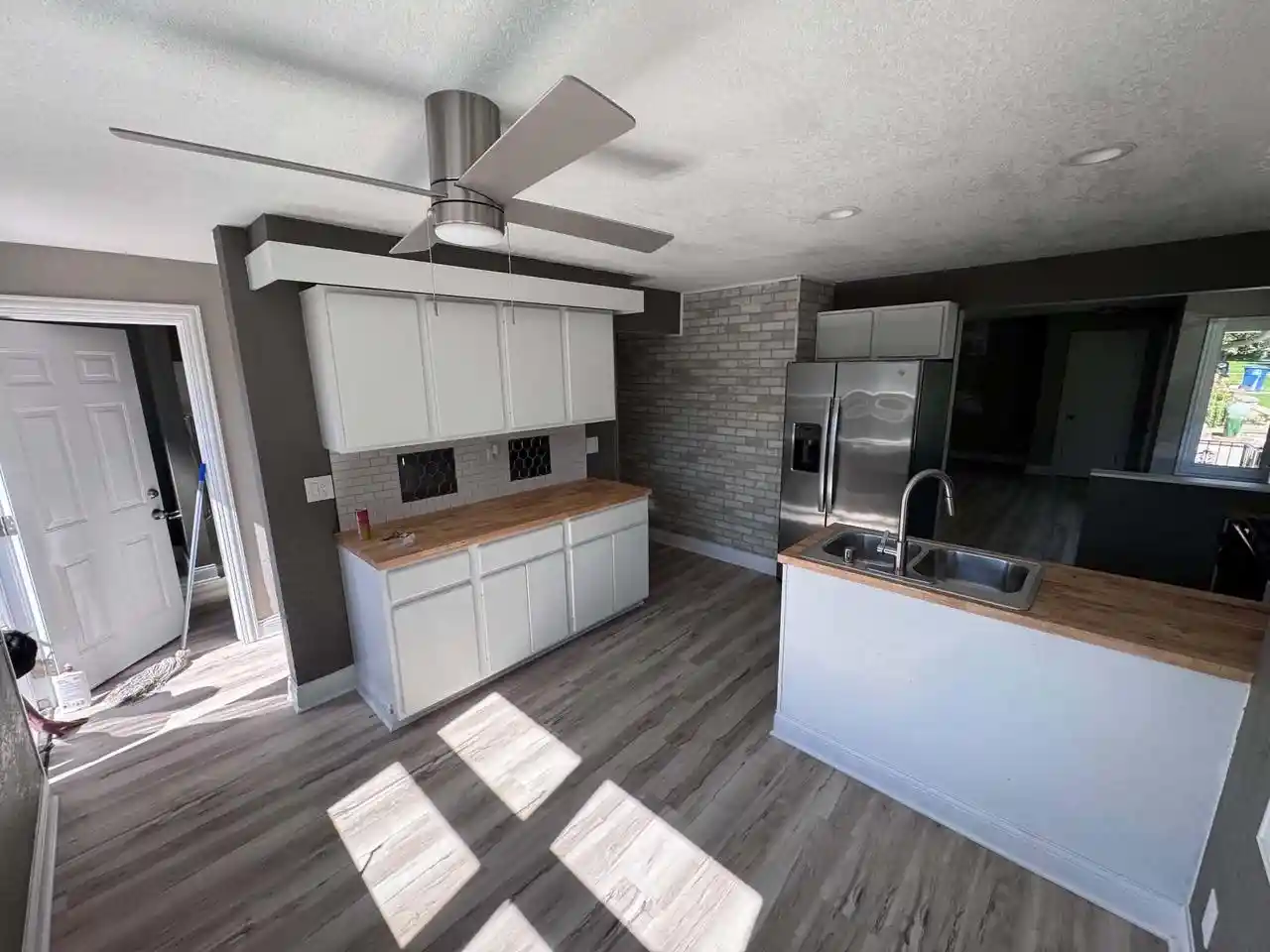 Photo 3 of Single family home for sale at 1024 Illinois St, Racine, WI 53405 | MLS# 1985474 | Listing updated on 2026-10-20