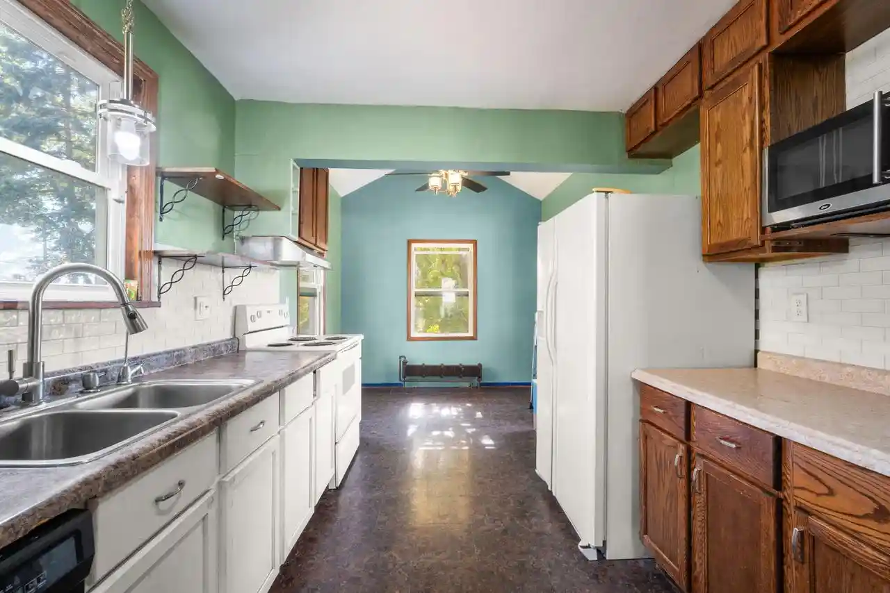 Photo 1 of Single family home for sale at 231 Edgewood Ln, West Bend, WI 53095 | MLS# 1985475 | Listing updated on 2026-10-20