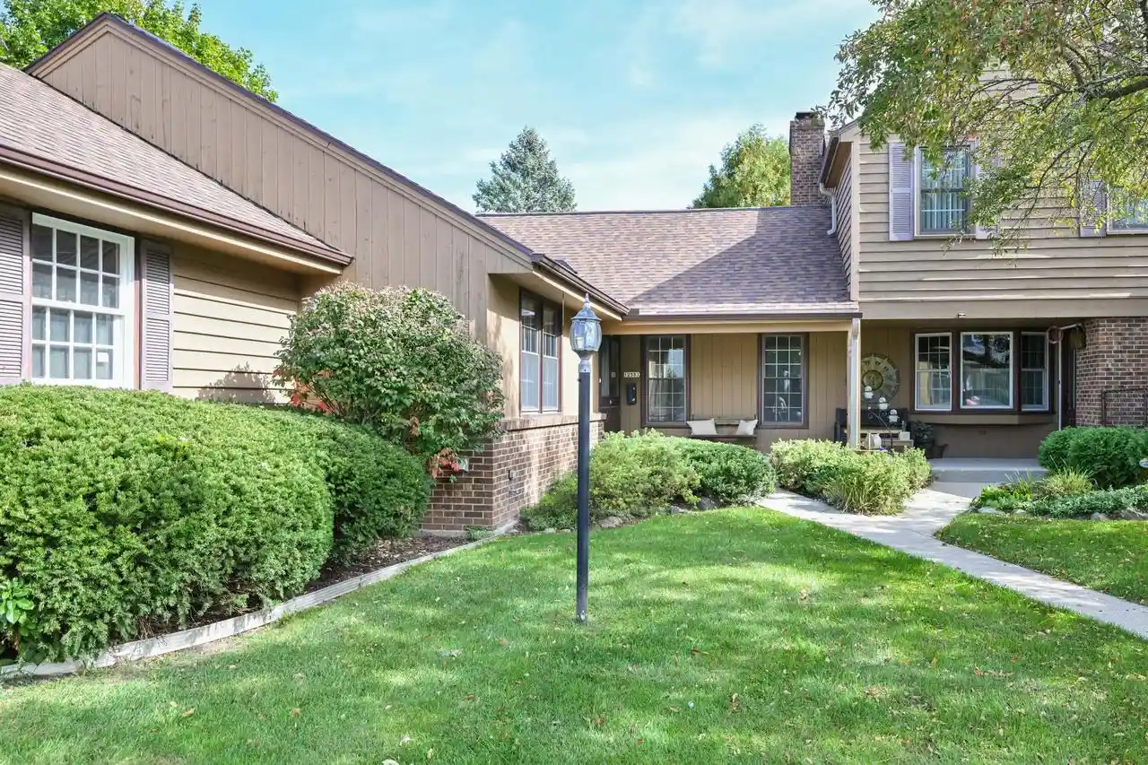 Condo for sale at 12583 N Woodberry Dr, Mequon, WI 53092 | MLS# 1985482