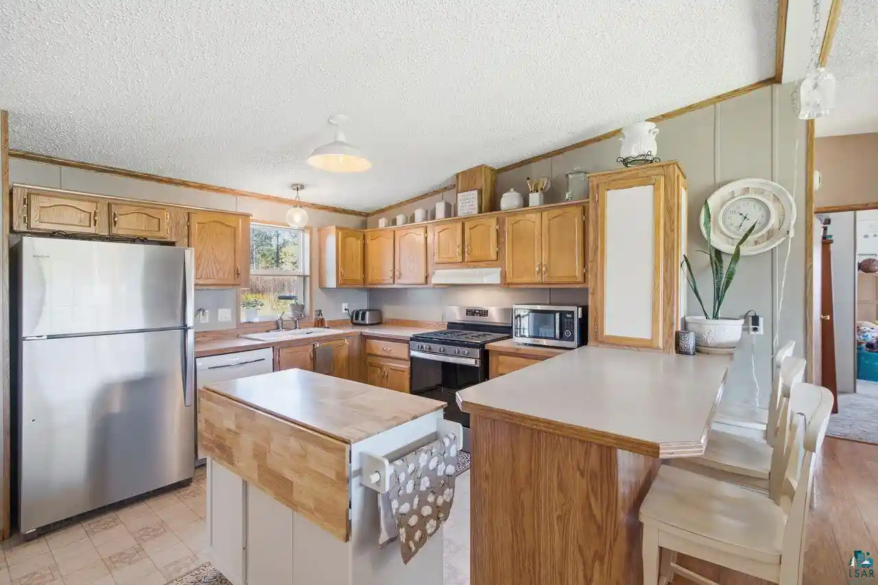 Photo 3 of Single family home for sale at 47078 Ida Bobb Rd, Ashland, WI 54806 | MLS# 6128574 | Listing updated on 2026-10-23