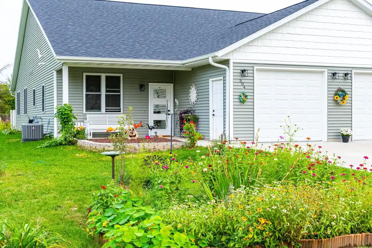 Photo 1 of Single family home for sale at 504 E 8th Avenue, Brodhead, WI 53520 | MLS# 2034999 | Listing updated on 2026-10-20