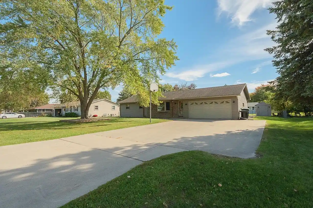 Photo 1 of Single family home for sale at 2687 Lavender Ln, Green Bay, WI 54313 | MLS# 50334625 | Listing updated on 2026-10-23