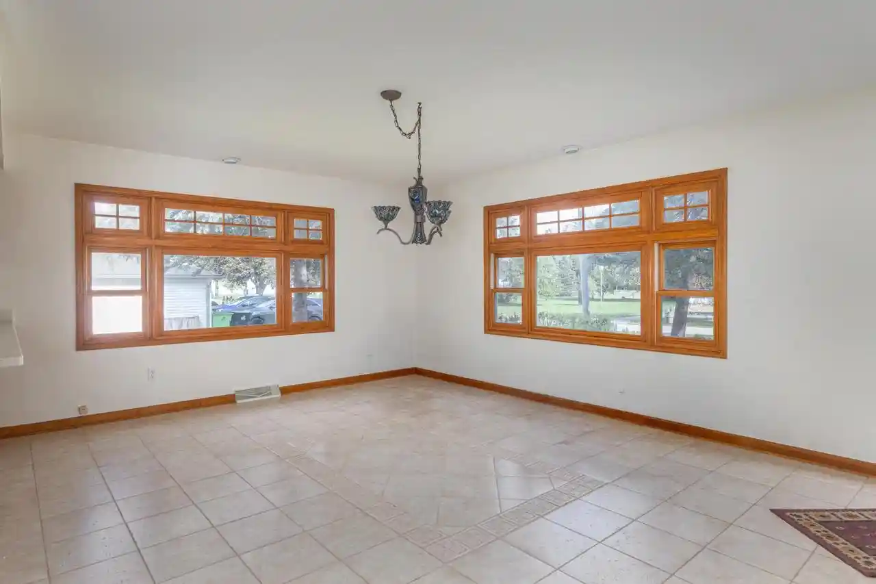 Photo 2 of Single family home for sale at 6579 Spruce Ln, Winneconne, WI 54986 | MLS# 50334638 | Listing updated on 2026-10-29