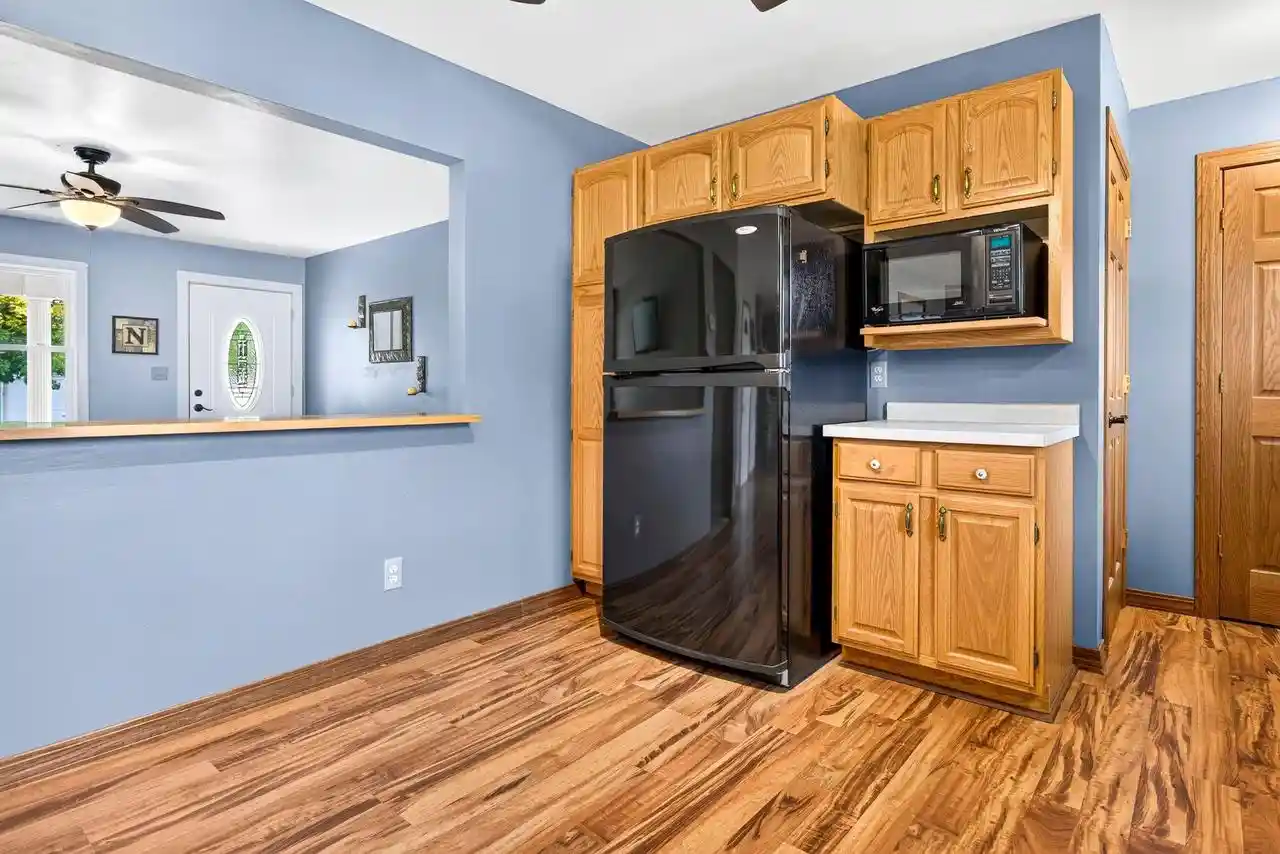 Photo 2 of Single family home for sale at 2409 S Gladys Ave, Appleton, WI 54915 | MLS# 50334640 | Listing updated on 2026-10-29