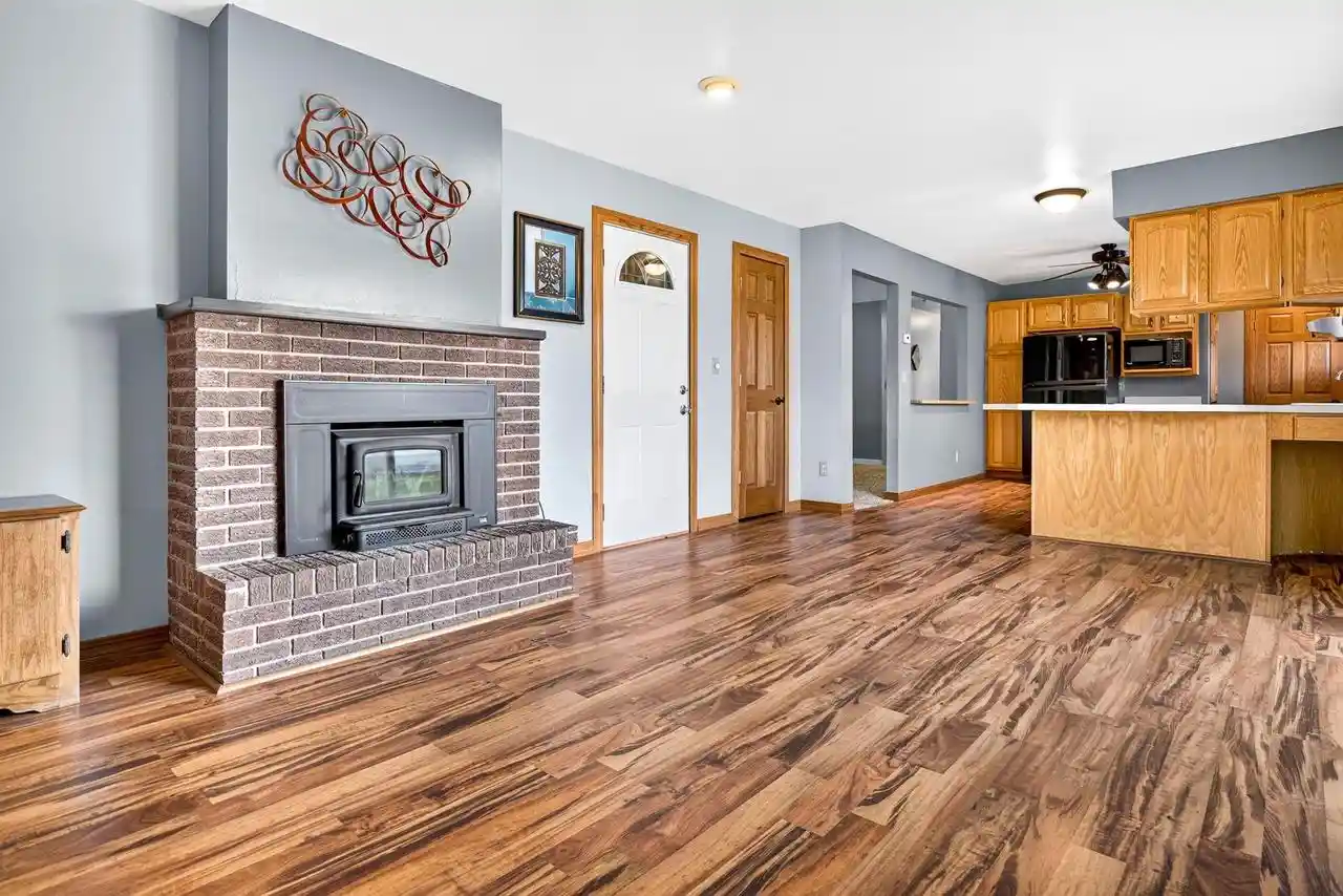 Photo 4 of Single family home for sale at 2409 S Gladys Ave, Appleton, WI 54915 | MLS# 50334640 | Listing updated on 2026-10-29