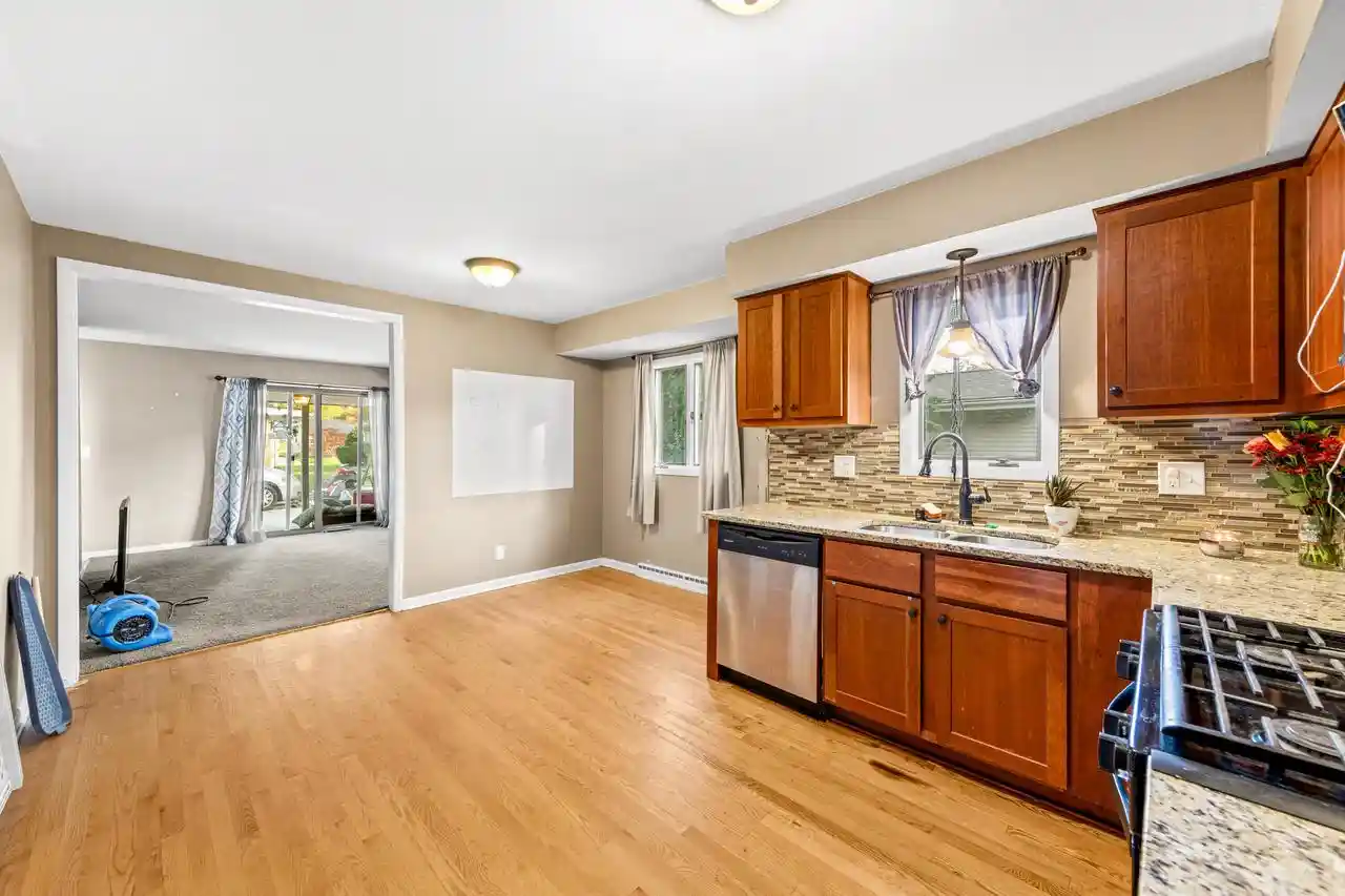 Photo 3 of Single family home for sale at 3423 W Wanda Ave, Milwaukee, WI 53221 | MLS# 1985512 | Listing updated on 2026-10-23