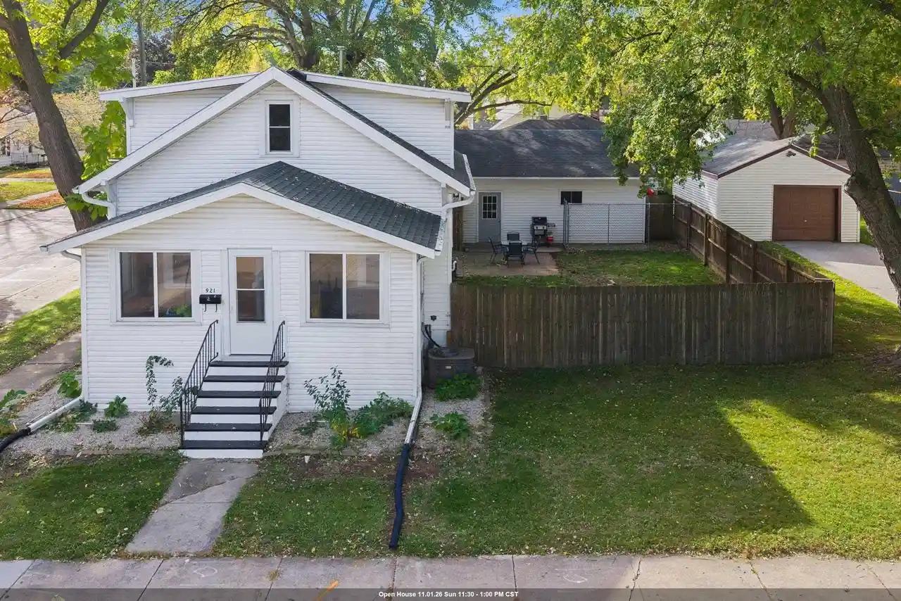 Single family home for sale at 921 Liberty St, Green Bay, WI 54304 | MLS# 50334632
