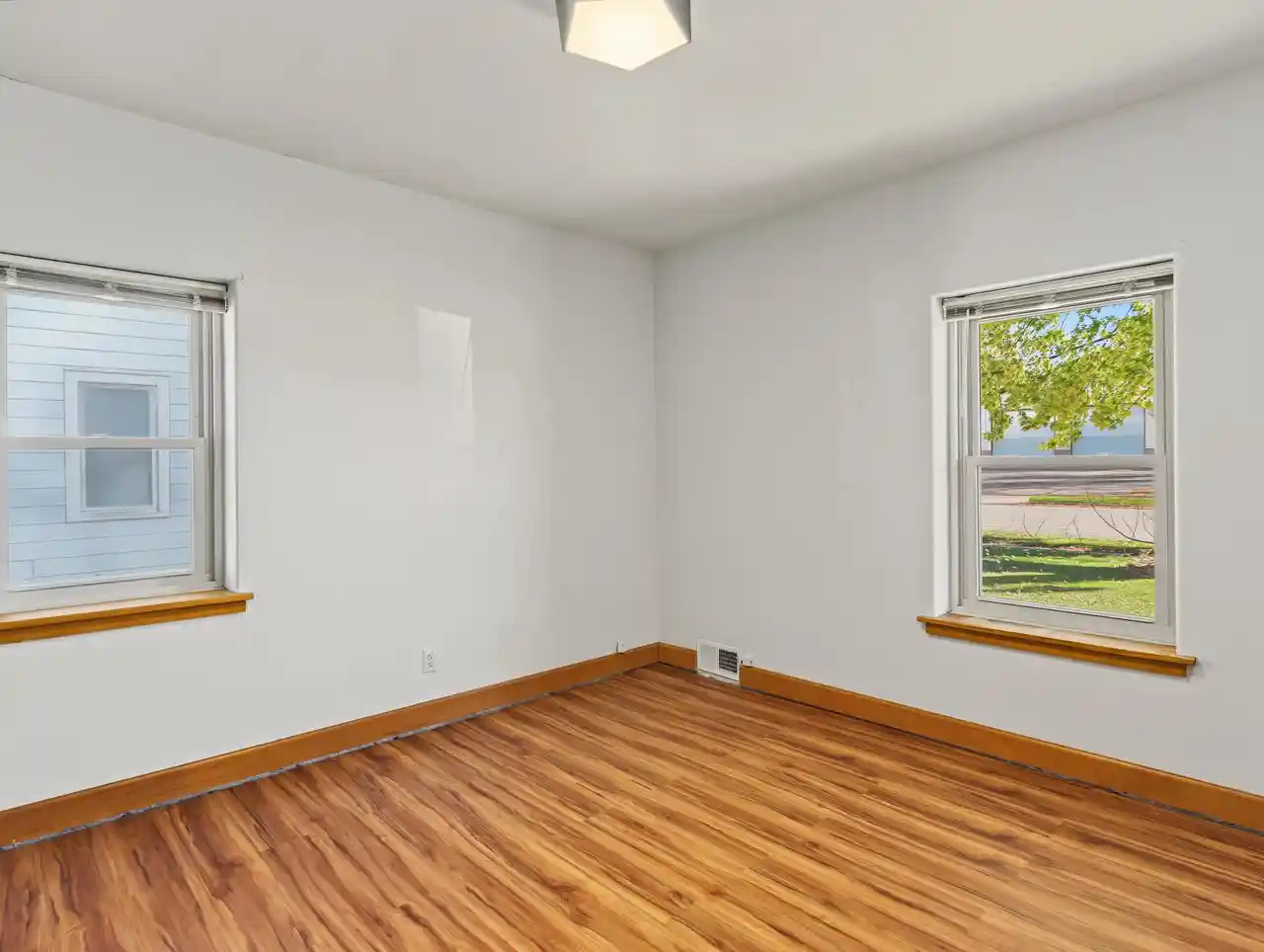 Photo 4 of Single family home for sale at 309 4th Street, Mosinee, WI 54455 | MLS# 1985526 | Listing updated on 2026-10-20