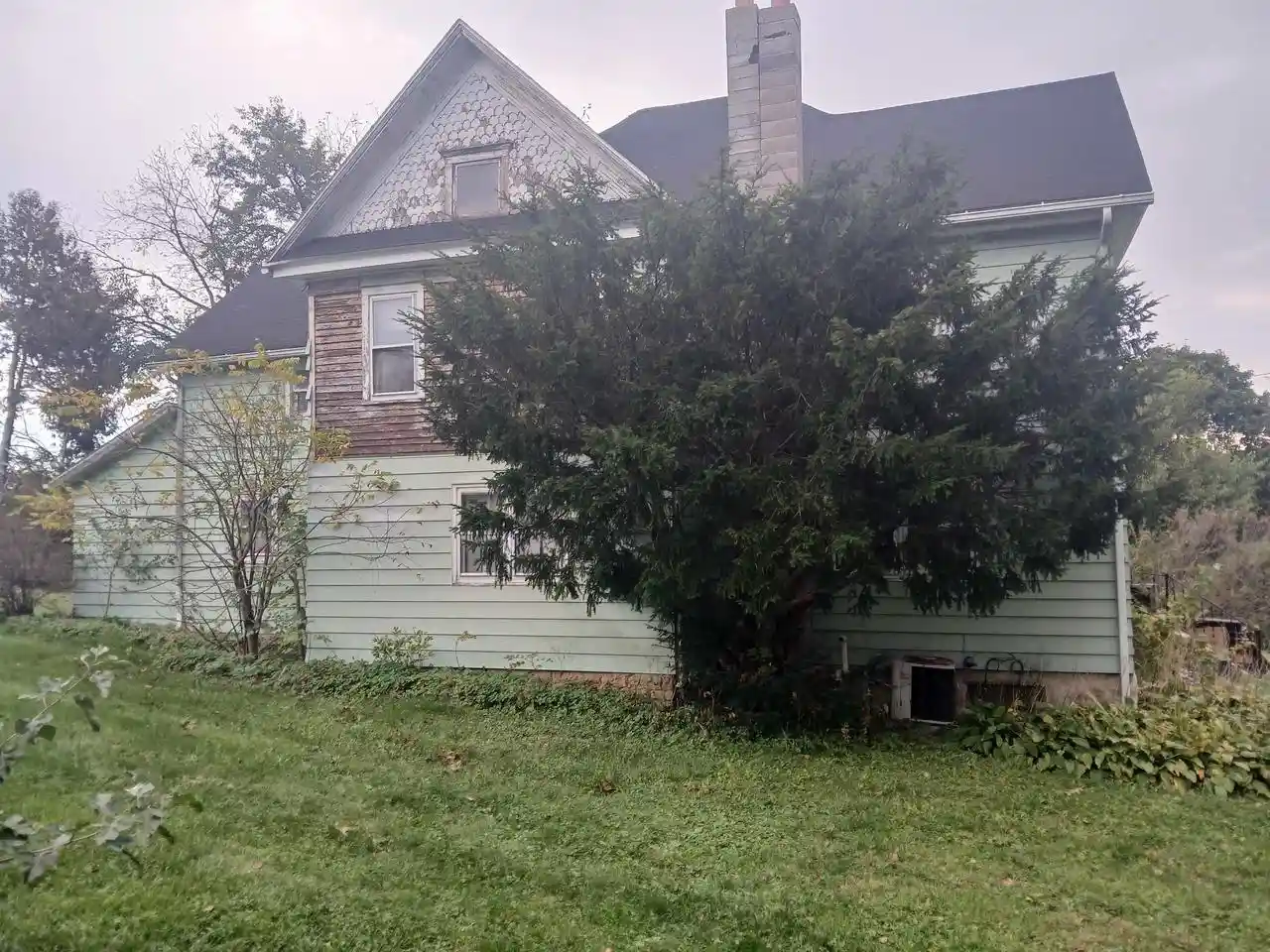 Photo 3 of Single family home for sale at 117 E Wilson St, Blanchardville, WI 53516 | MLS# 2035031 | Listing updated on 2026-10-20