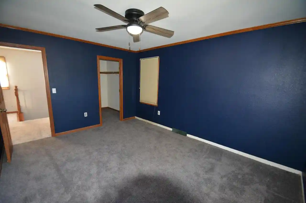 Photo 3 of Single family home for sale at 6635 W Mount Vernon Ave, Milwaukee, WI 53213 | MLS# 1985553 | Listing updated on 2026-10-27