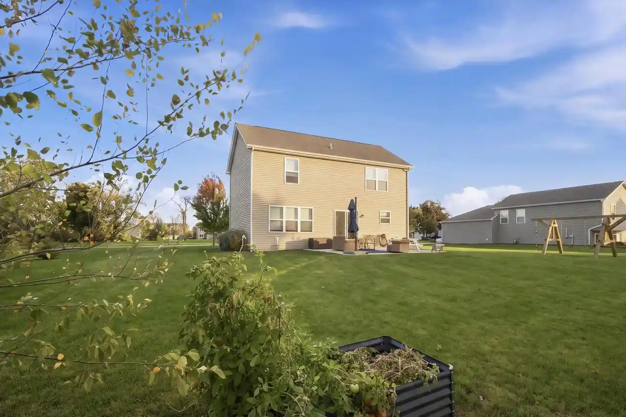 Photo 4 of Single family home for sale at 128 Allen St, Walworth, WI 53184 | MLS# 1985562 | Listing updated on 2026-10-22