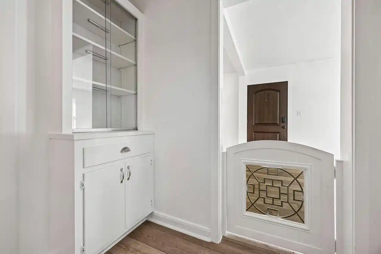 Photo 3 of Single family home for sale at N81w6771 Fair St, Cedarburg, WI 53012 | MLS# 1985576 | Listing updated on 2026-10-28