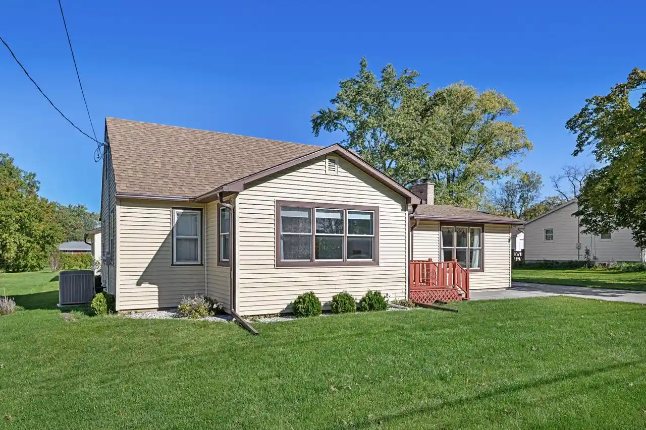 Single family home for sale at 712 15th Avenue, Union Grove, WI 53182 | MLS# 1985577