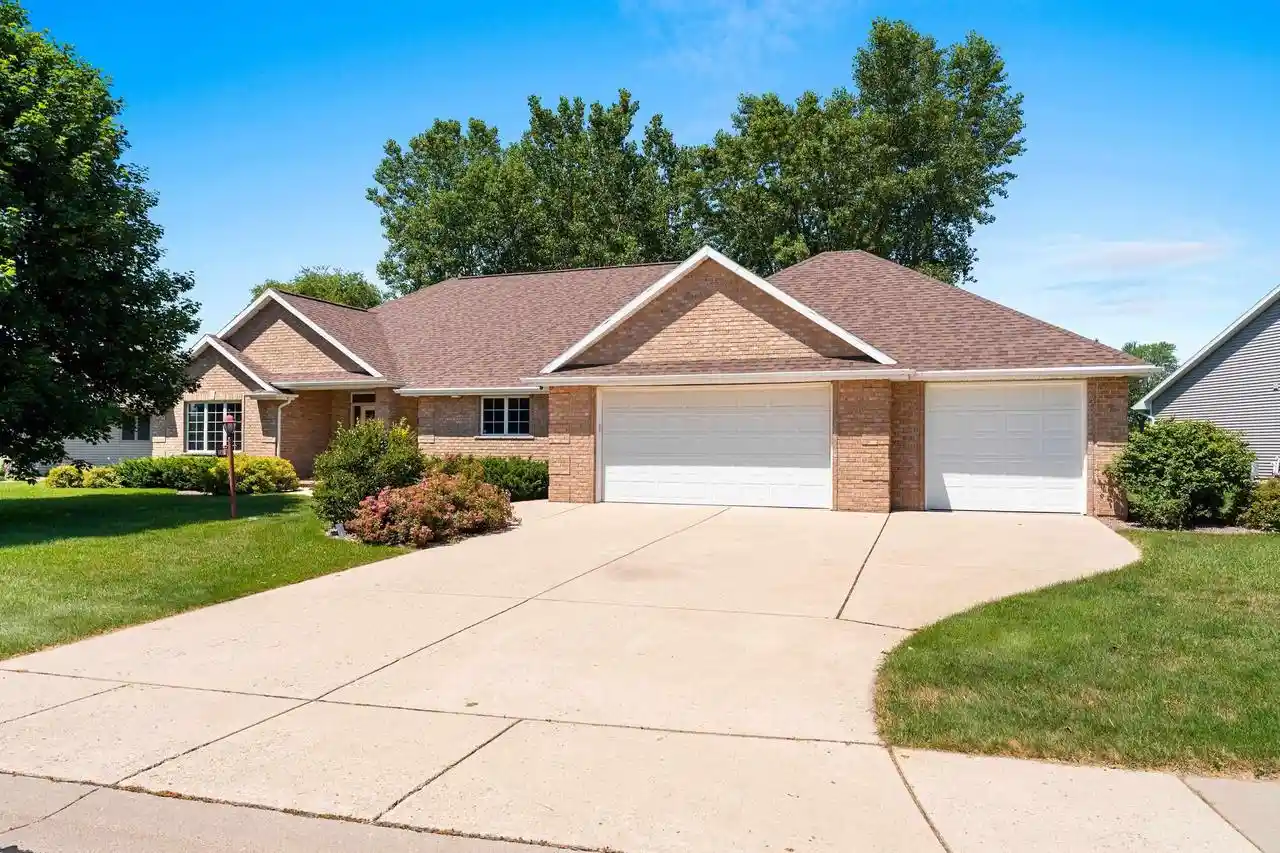 Single family home for sale at 568 Royal St Pats Dr, Wrightstown, WI 54180 | MLS# 50334654