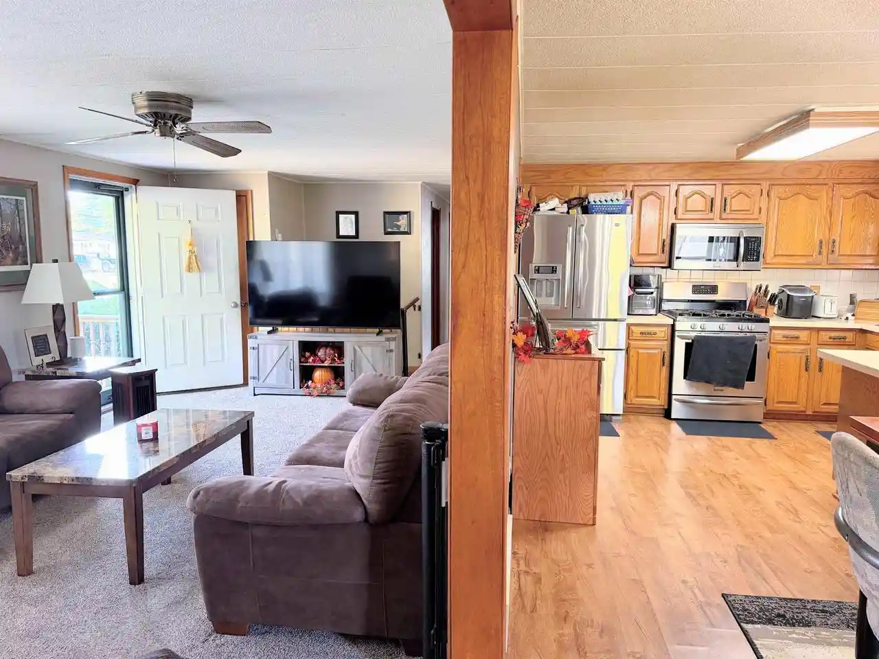 Photo 2 of Single family home for sale at 405 S Buchanan St, Prairie Du Chien, WI 53821 | MLS# 2035048 | Listing updated on 2026-10-22