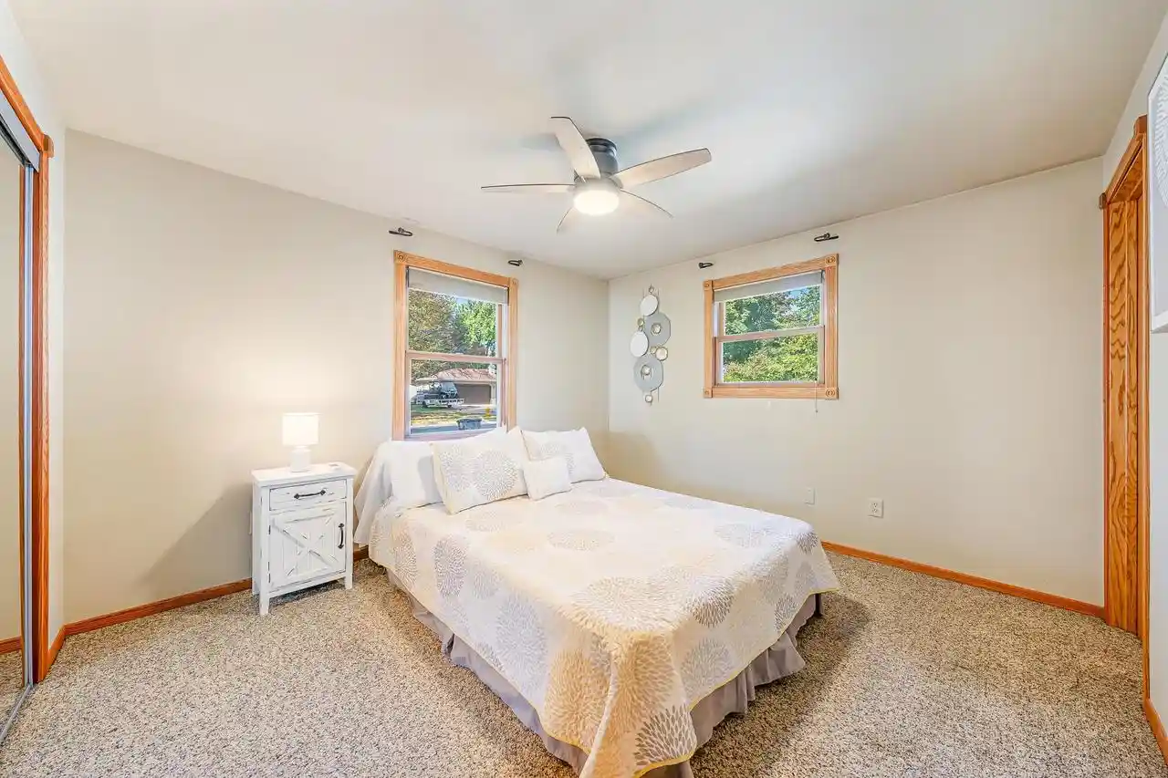 Photo 4 of Single family home for sale at 902 Michigan Ln, Kaukauna, WI 54130 | MLS# 50334677 | Listing updated on 2026-10-23
