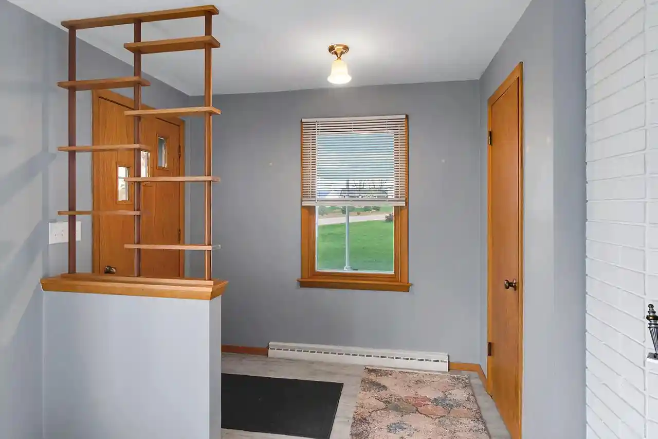 Photo 4 of Single family home for sale at 1843 Palisades Dr, Appleton, WI 54915 | MLS# 50334690 | Listing updated on 2026-10-27