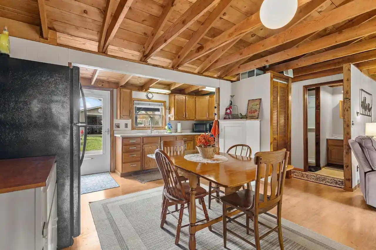 Photo 4 of Single family home for sale at W3575 S Lawn Dr, Markesan, WI 53946 | MLS# 2035078 | Listing updated on 2026-10-29