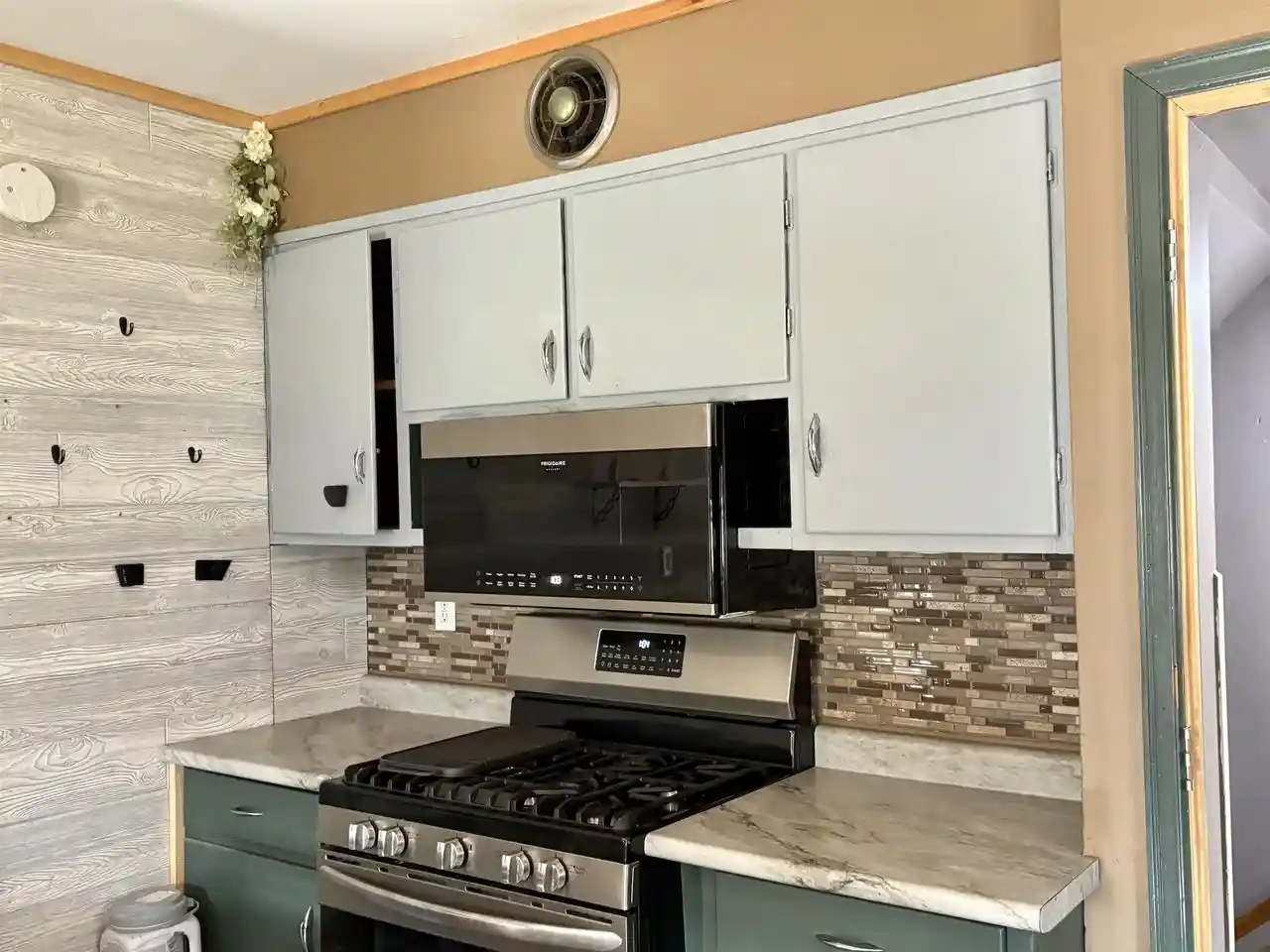 Photo 3 of Single family home for sale at 305 Fremont St, Boscobel, WI 53805 | MLS# 2035085 | Listing updated on 2026-10-29