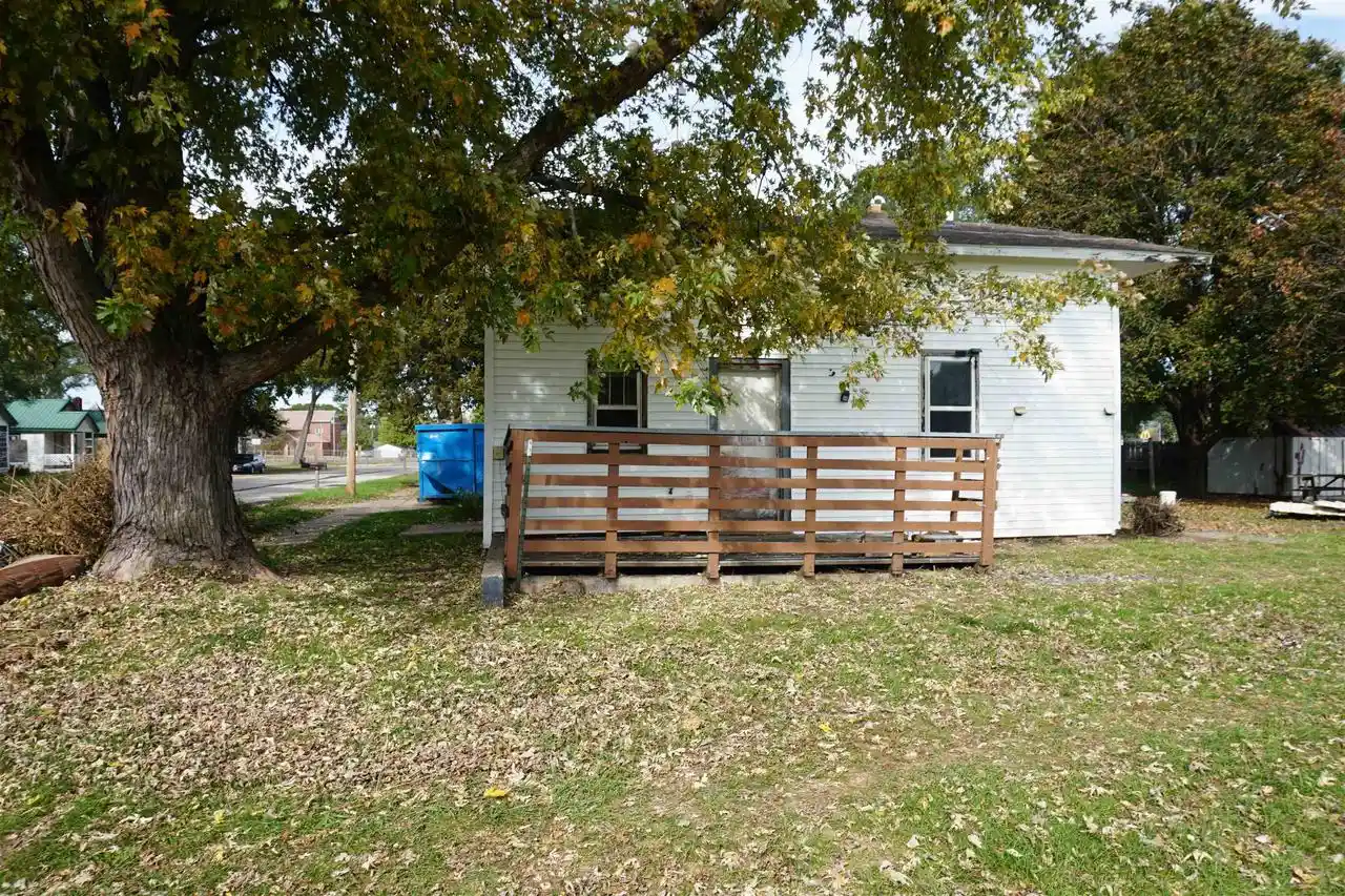 Single family home for sale at 808 S Michigan St, Prairie Du Chien, WI 53821 | MLS# 2035114
