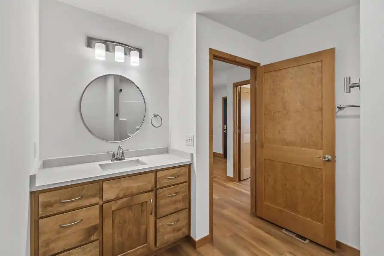 Photo 4 of Single family home for sale at 504 Roosevelt St, Baraboo, WI 53913 | MLS# 2035125 | Listing updated on 2026-10-22