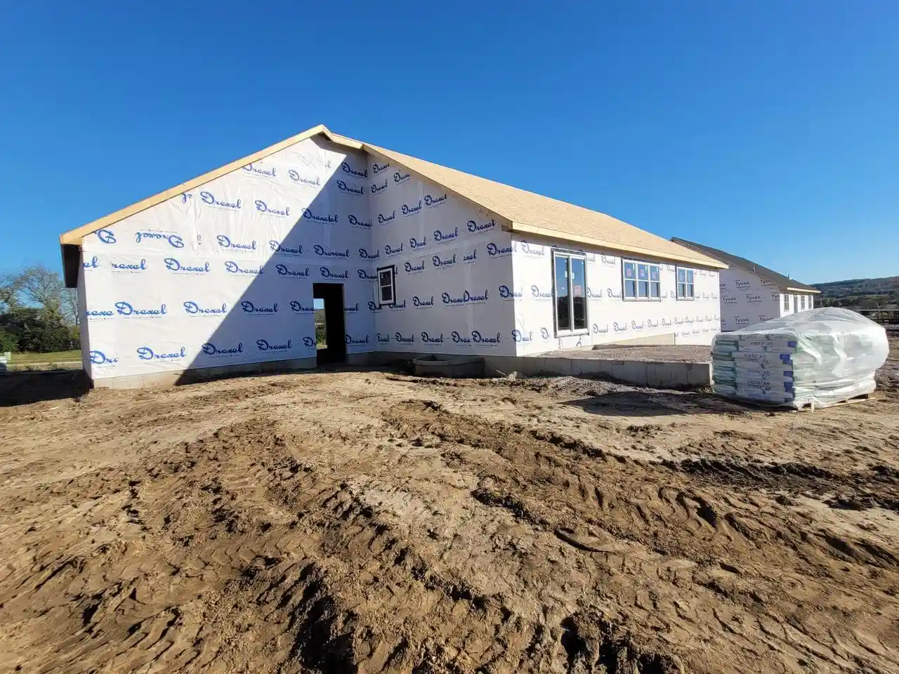 Photo 2 of Single family home for sale at 311 Roosevelt St, Baraboo, WI 53913 | MLS# 2035127 | Listing updated on 2026-10-22