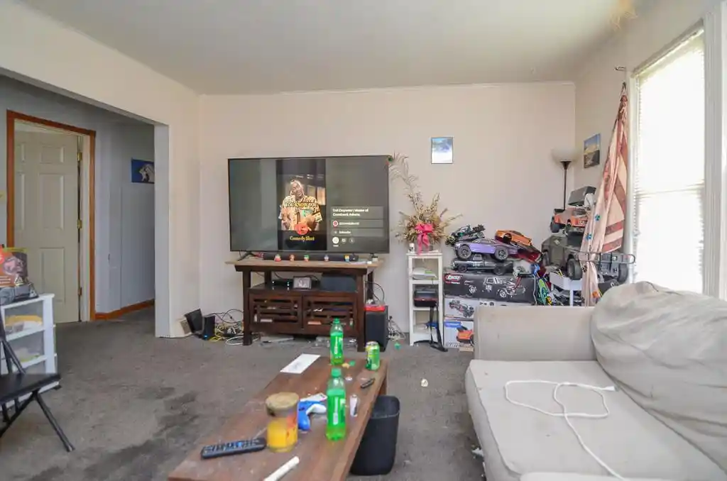 Photo 4 of Multi family home for sale at 640 Oak St, Neenah, WI 54956 | MLS# 50334718 | Listing updated on 2026-10-22