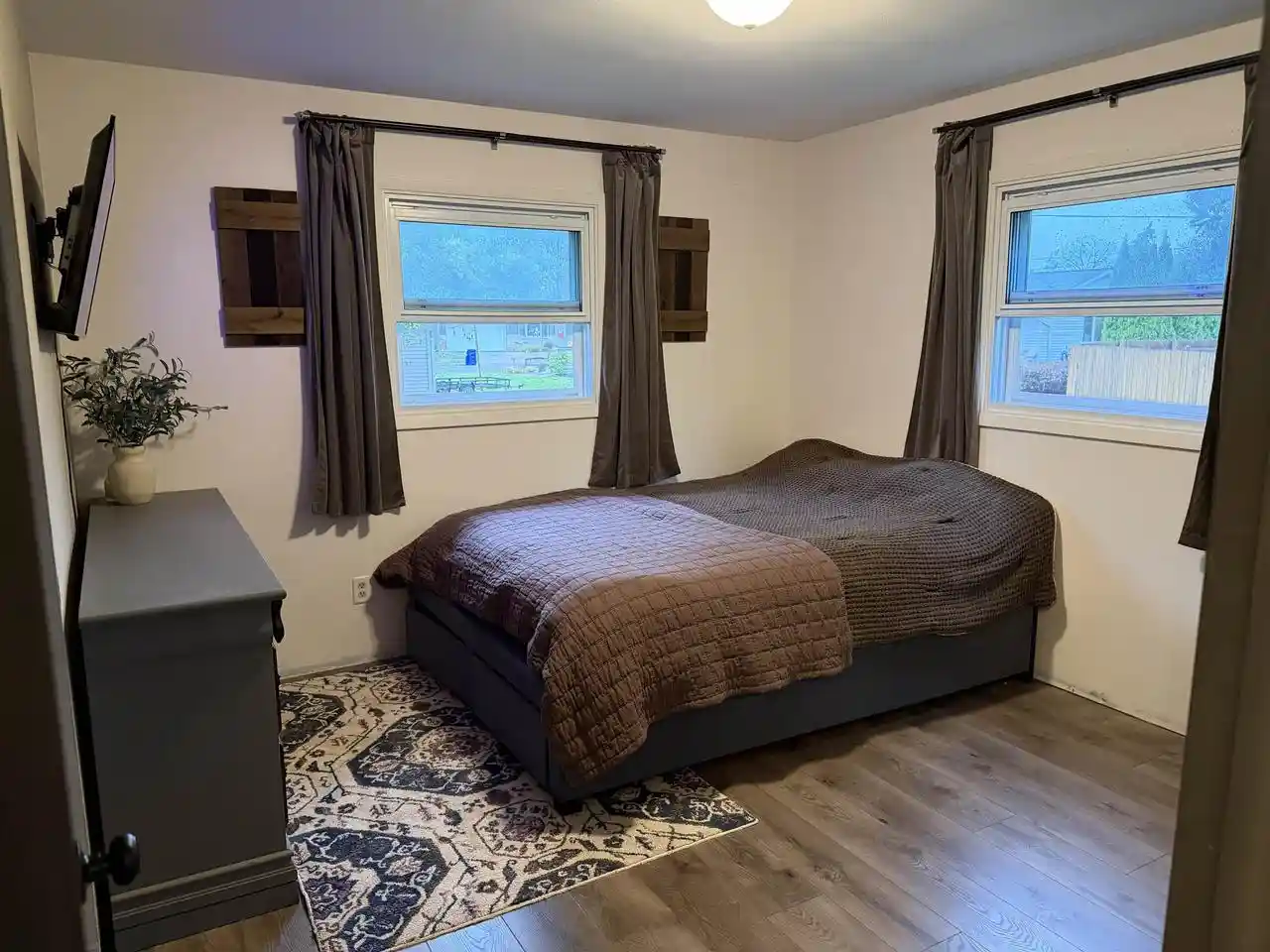 Photo 2 of Single family home for sale at 12 Fern Ct, Little Chute, WI 54140 | MLS# 50334722 | Listing updated on 2026-10-25