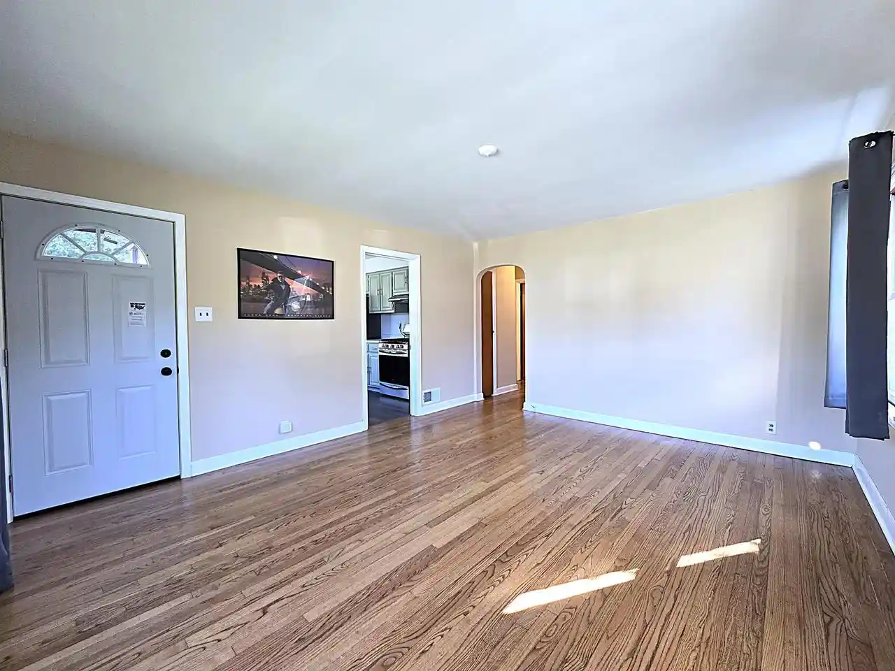 Photo 4 of Single family home for sale at 357 E Gauer Cir, Milwaukee, WI 53207 | MLS# 1985715 | Listing updated on 2026-10-22