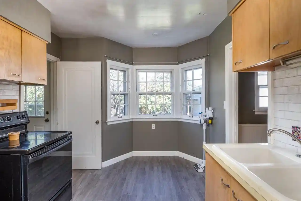 Photo 2 of Single family home for sale at 1108 W Commercial St, Appleton, WI 54914 | MLS# 50334727 | Listing updated on 2026-10-23