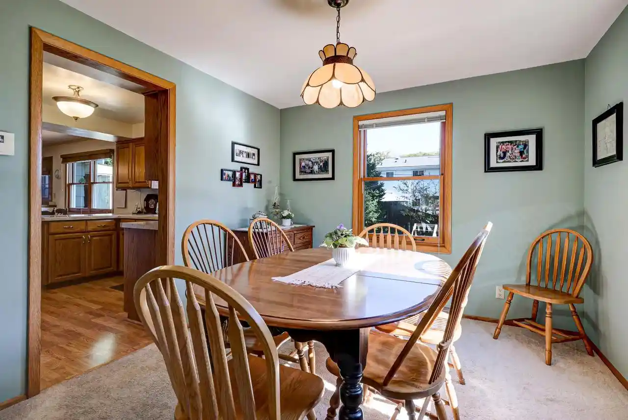 Photo 1 of Single family home for sale at 2524 Hillwood Ct, Appleton, WI 54911 | MLS# 50334725 | Listing updated on 2026-10-27