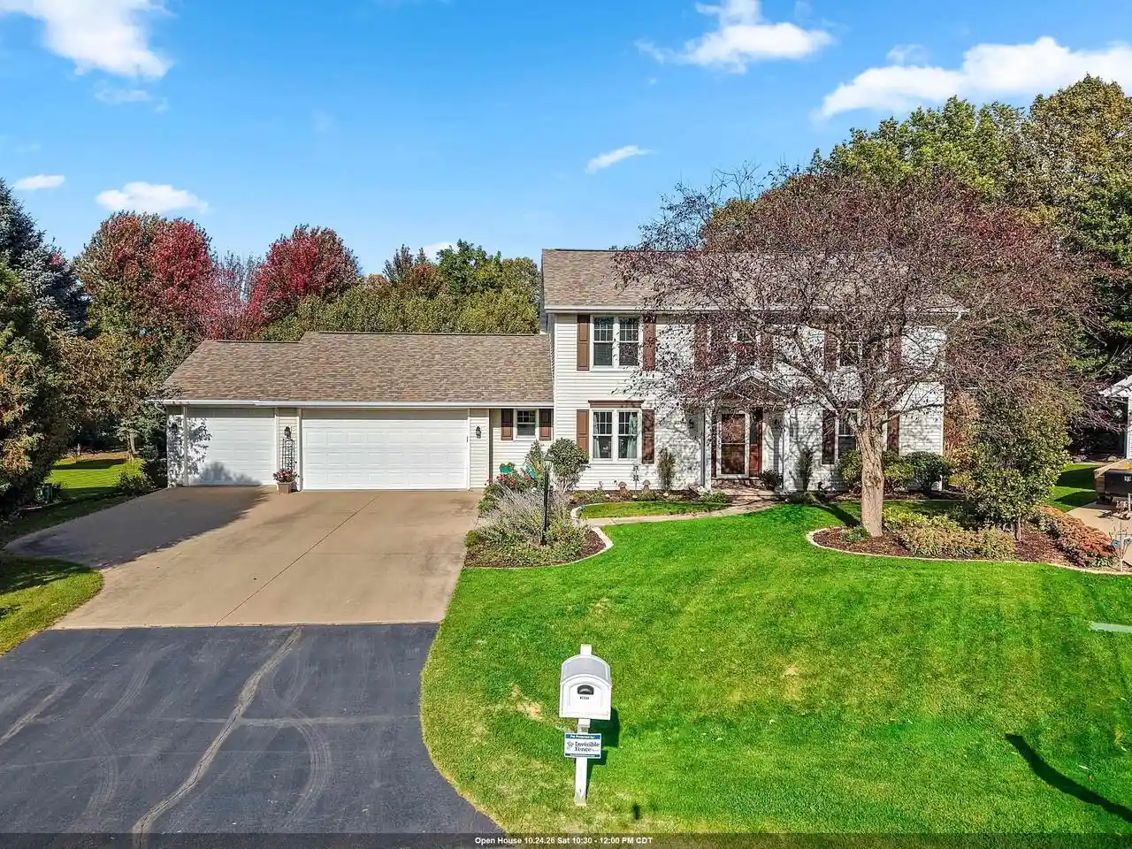 Photo 1 of Single family home for sale at W2544 Brookmeadow Ct, Appleton, WI 54915 | MLS# 50334734 | Listing updated on 2026-10-23