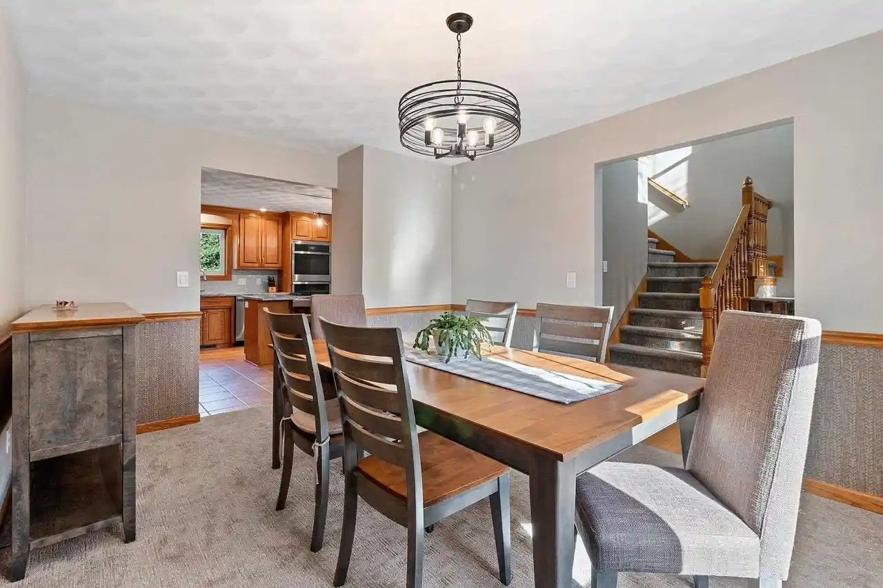 Photo 3 of Single family home for sale at W2544 Brookmeadow Ct, Appleton, WI 54915 | MLS# 50334734 | Listing updated on 2026-10-23