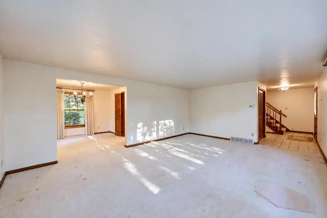 Photo 1 of Single family home for sale at 2504 Bittersweet Ave, Green Bay, WI 54301 | MLS# 50334726 | Listing updated on 2026-10-22
