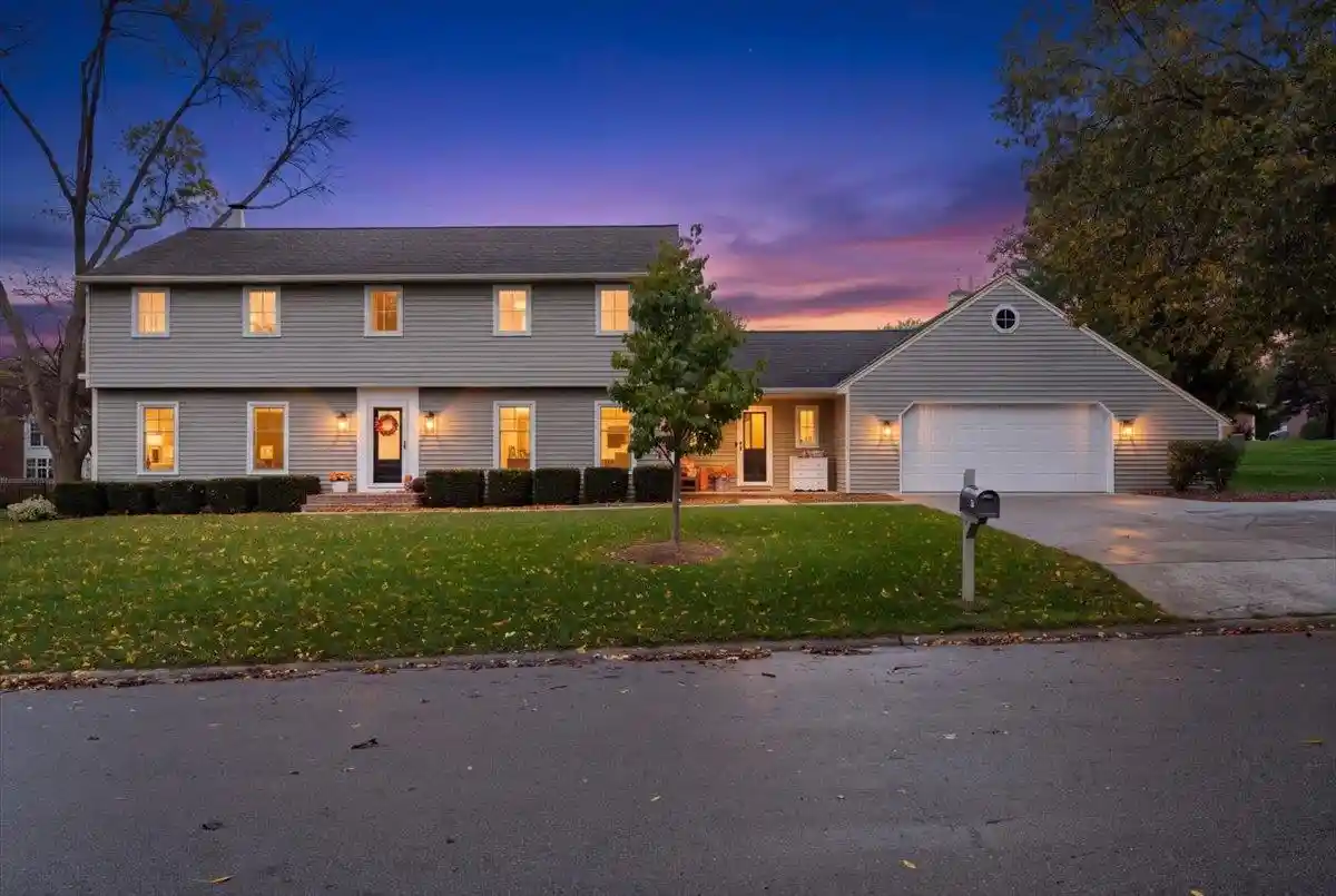 Single family home for sale at 210 Rosemont Dr, Green Bay, WI 54301 | MLS# 50334736