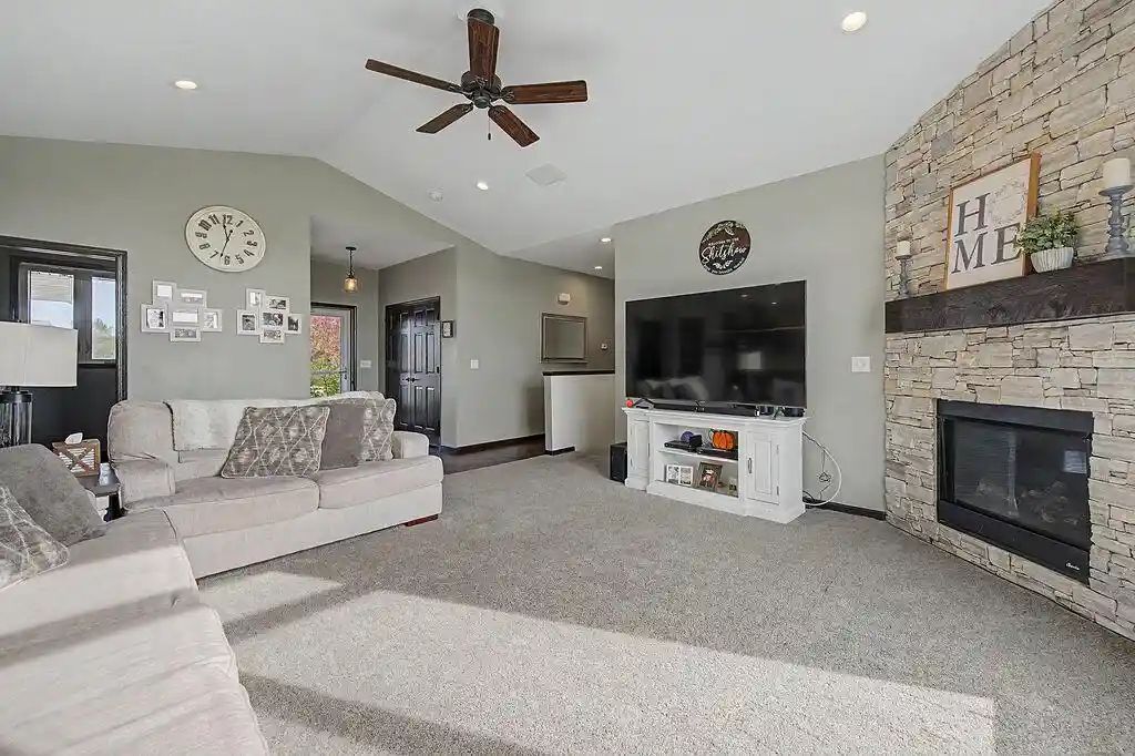 Photo 1 of Single family home for sale at W7869 W Broadmoor Park Dr, Holmen, WI 54636 | MLS# 1985727 | Listing updated on 2026-10-22