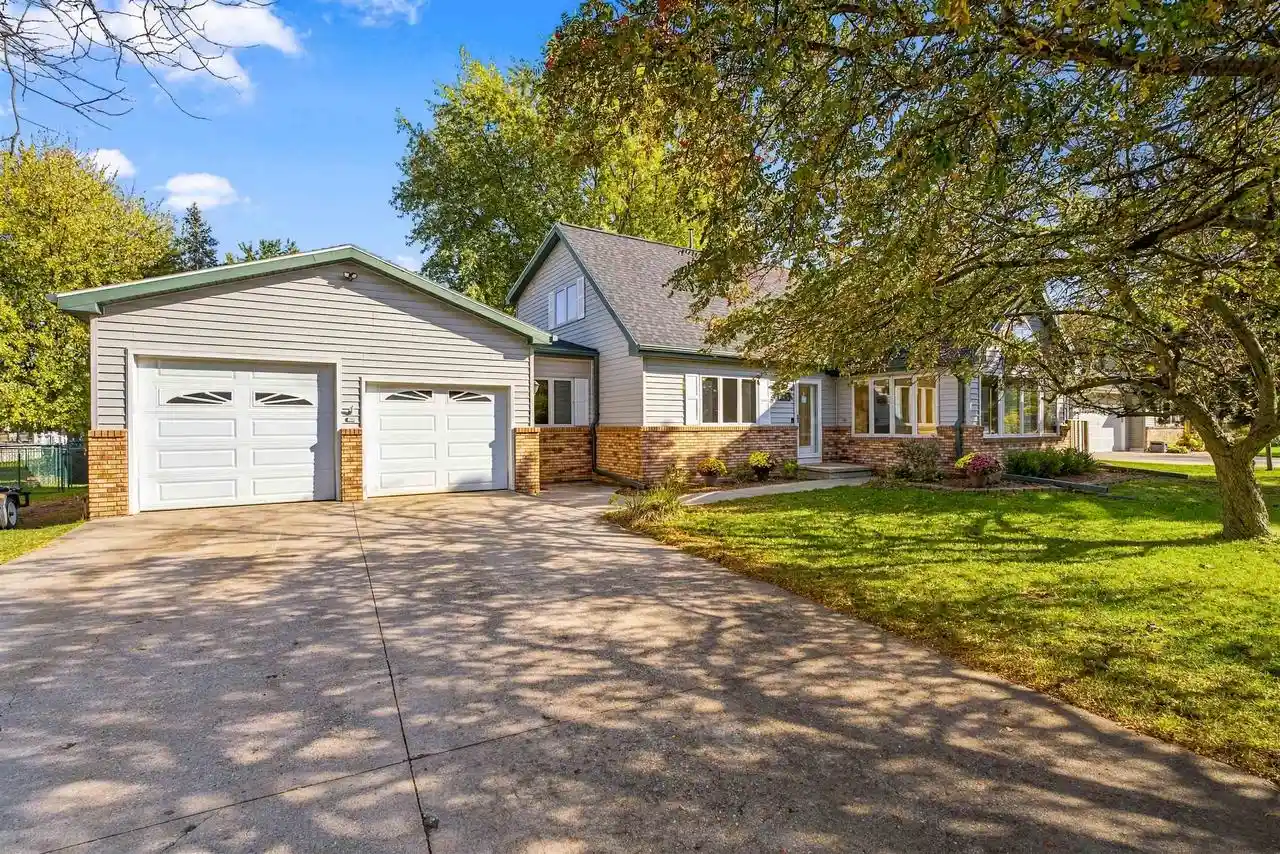 Single family home for sale at 1366 N Oakwood Rd, Oshkosh, WI 54904 | MLS# 50334745